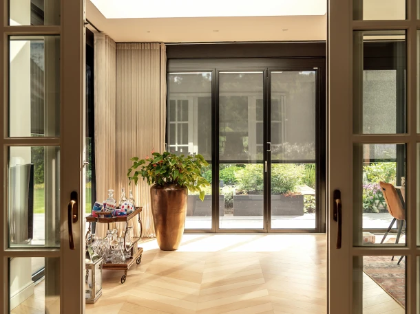Zolare - screens - interieur - visgraatvloer