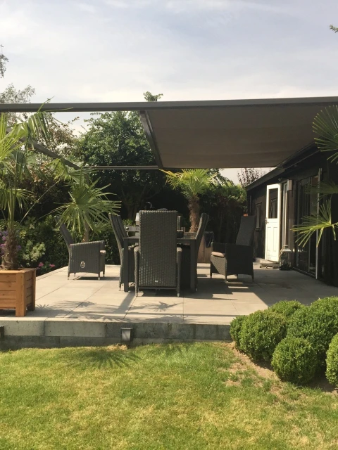 Zolare Zonwering Pergola