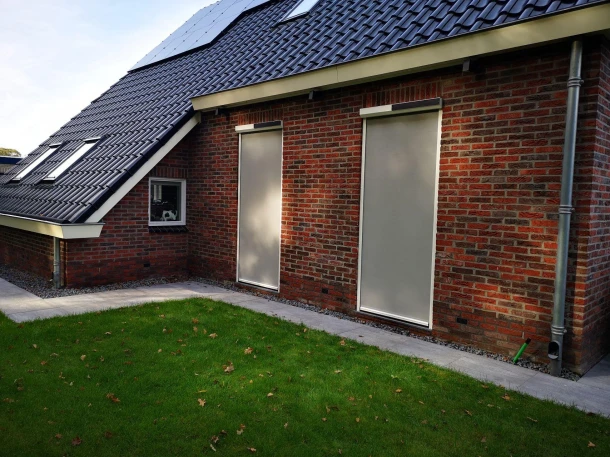 Solar screens 4